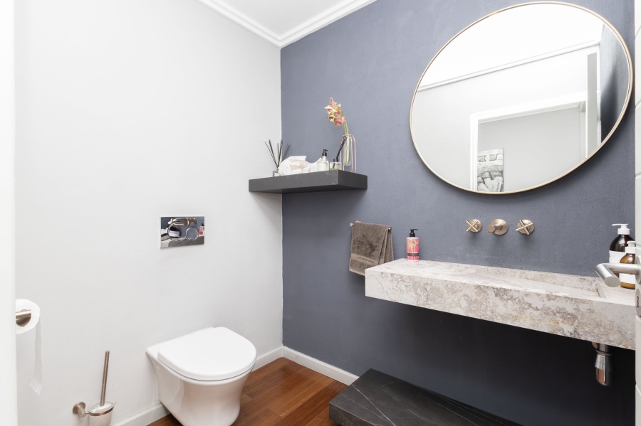 To Let 4 Bedroom Property for Rent in Big Bay Western Cape